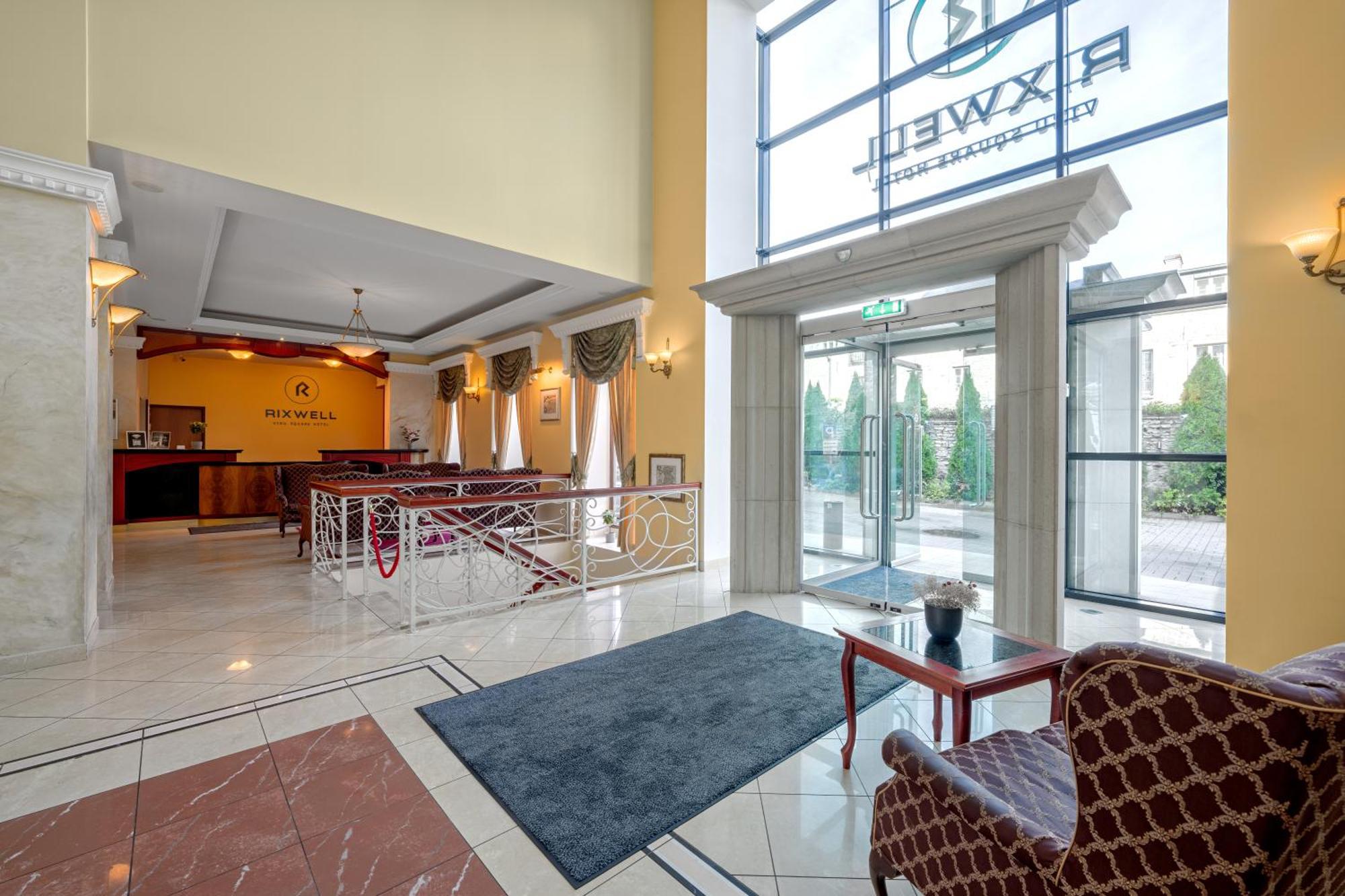 Rixwell Viru Square Hotel Tallinn Exterior photo