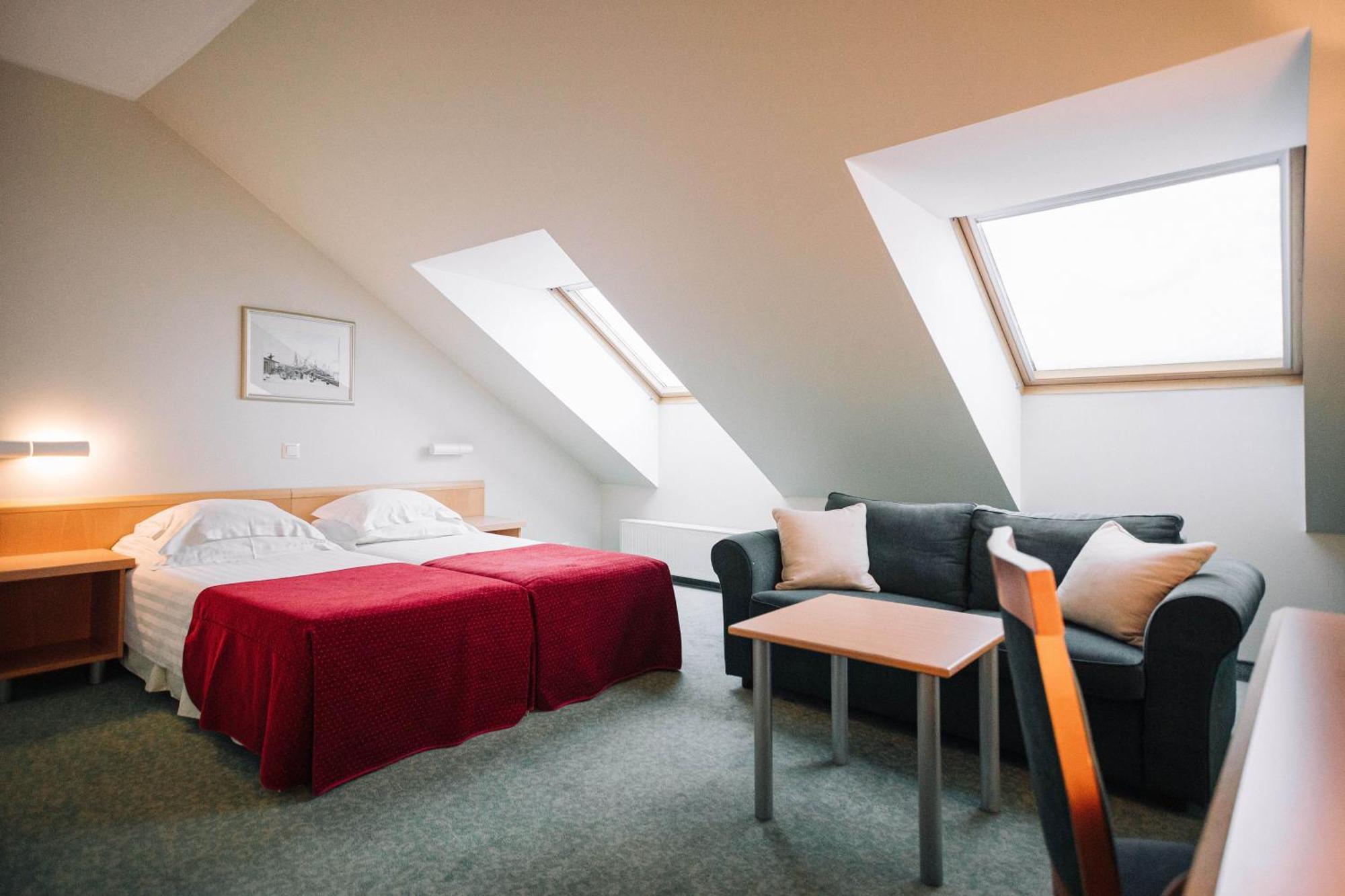 Rixwell Viru Square Hotel Tallinn Exterior photo