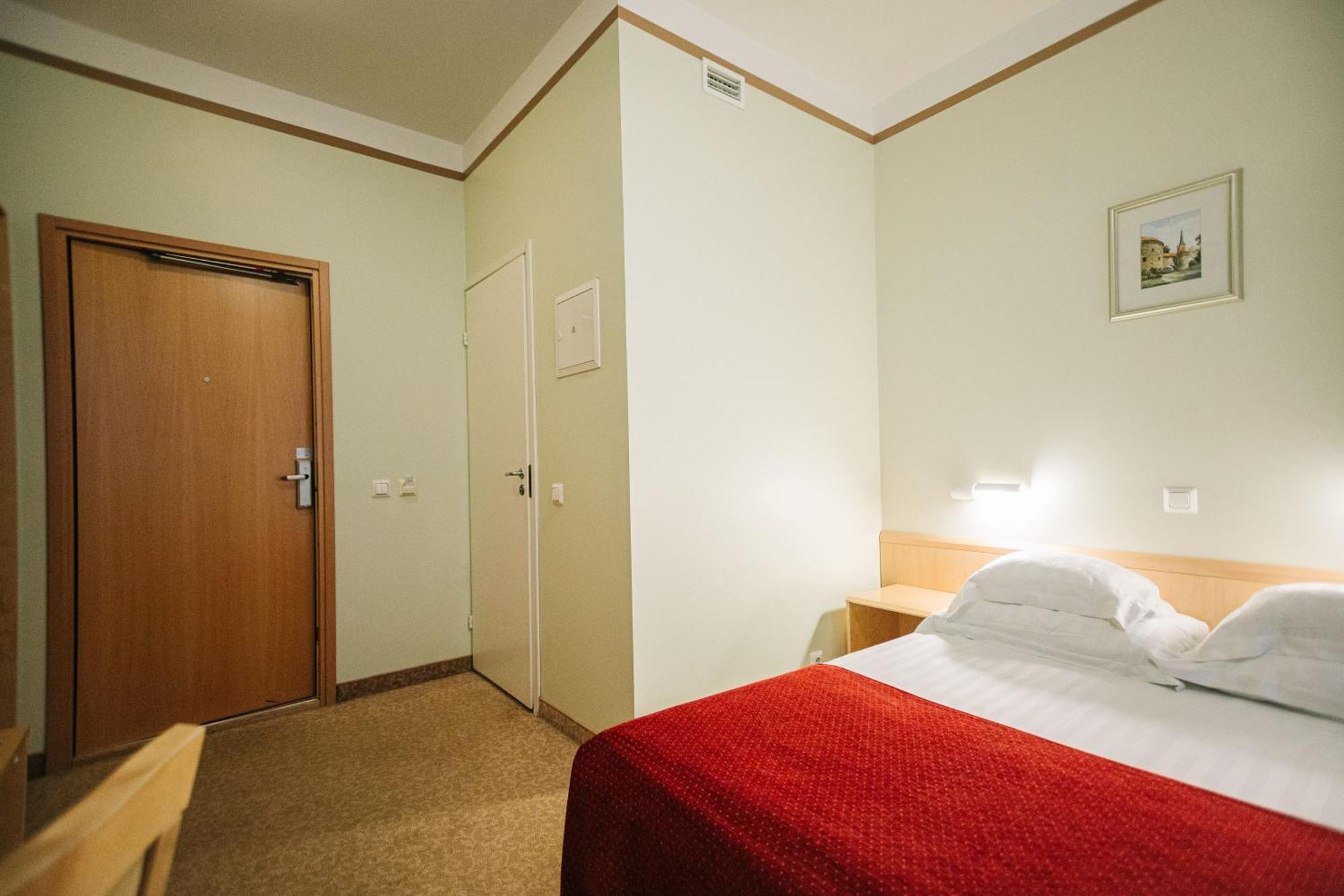 Rixwell Viru Square Hotel Tallinn Room photo