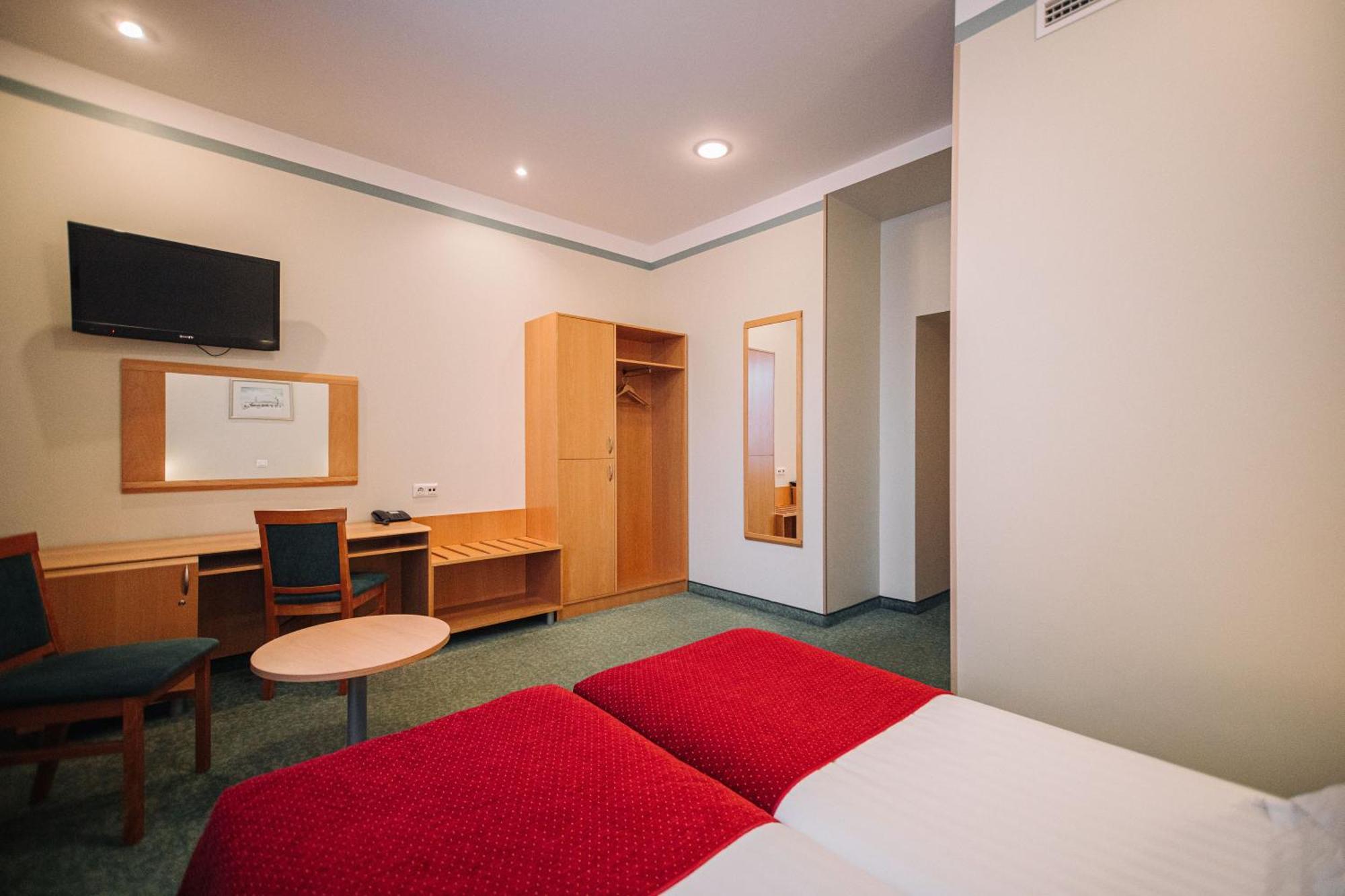 Rixwell Viru Square Hotel Tallinn Room photo